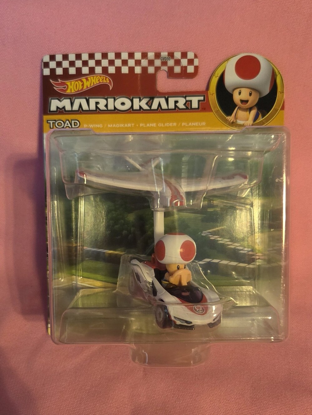 NIB Hot Wheels Mario Kart Toad Plane Glider Toy